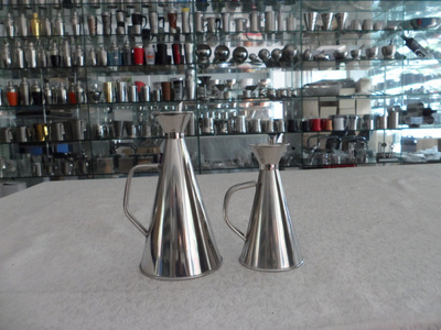 不銹鋼小號油壺 廚房烹飪的實用伴侶